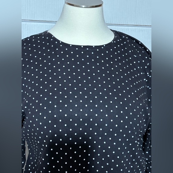 Croft & Barrow ladies 3x black with white polka dots shirt. - Picture 2 of 8